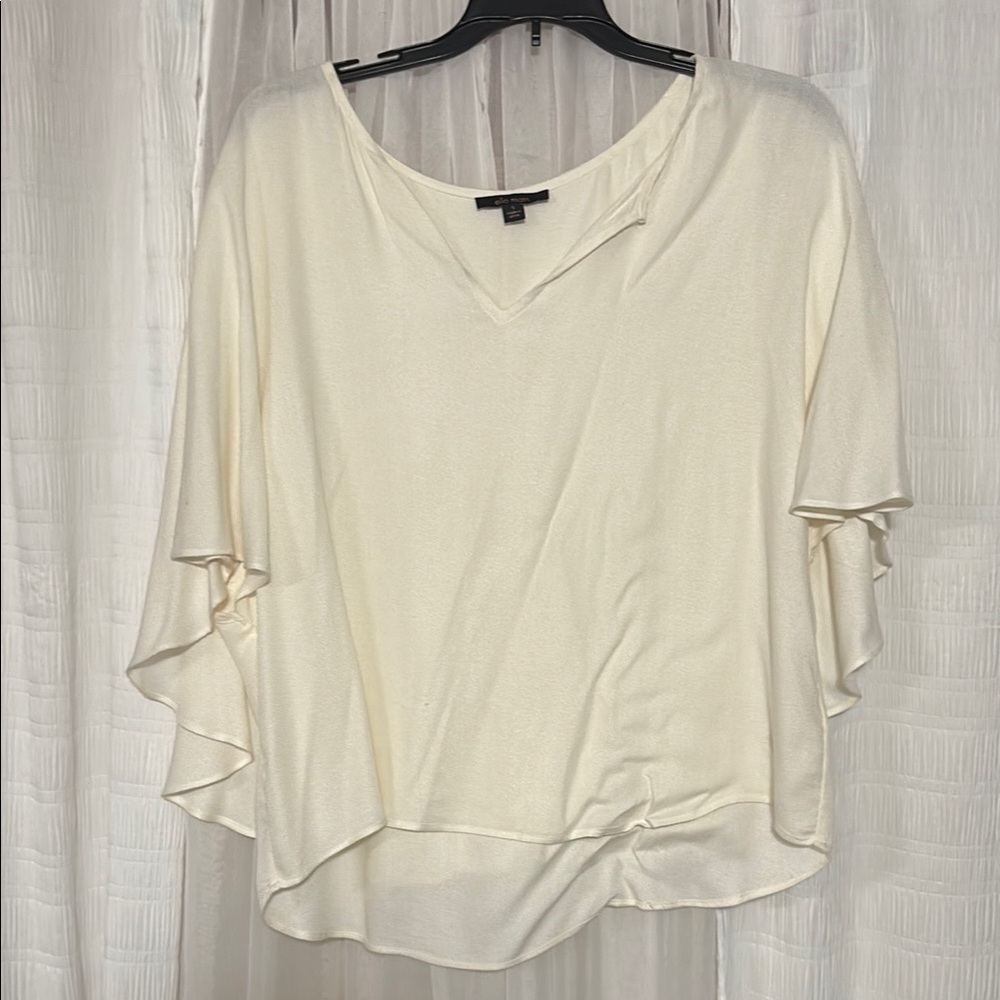 Ruffle Oversized Ella Moss Cream Flutter Sleeve Blouse - Picture 1 of 3